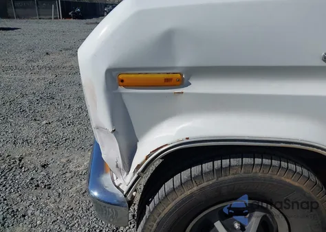 1975 Ford Econoline from USA, damaged, VIN E14HHX05378